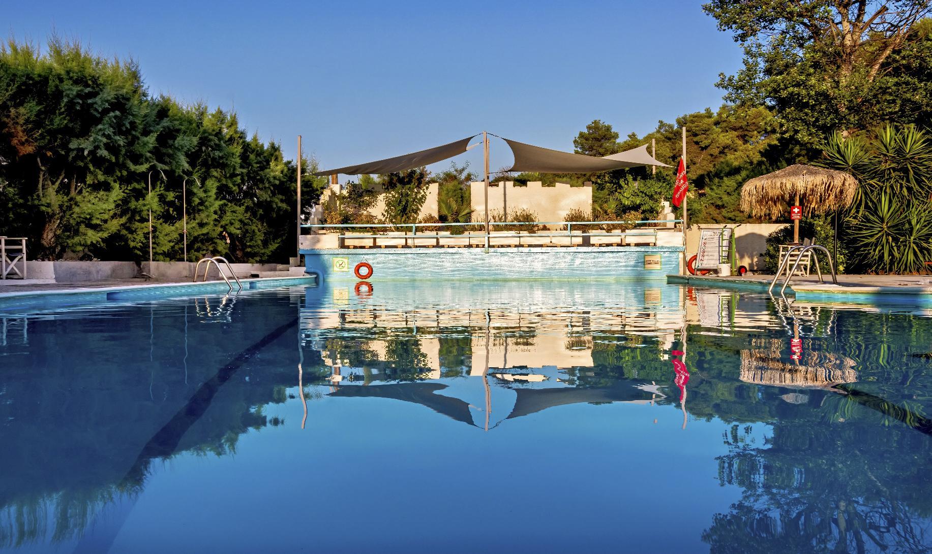 The Grove Seaside Hotel Drepano  Buitenkant foto