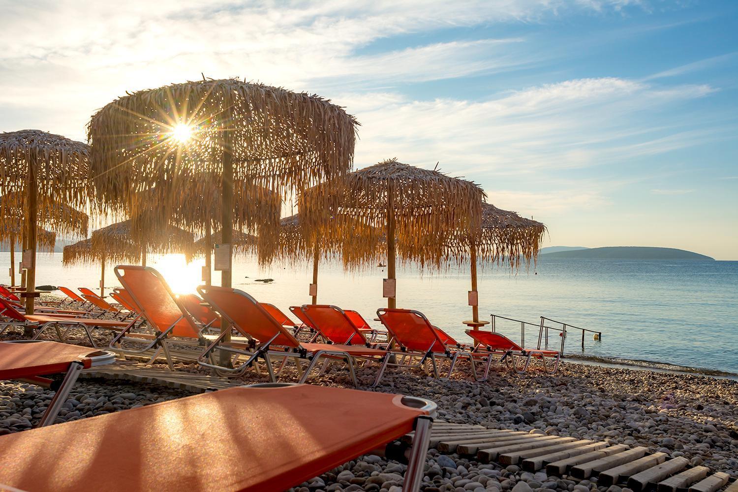 The Grove Seaside Hotel Drepano  Buitenkant foto